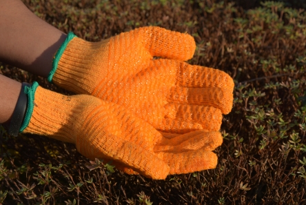 criss cross yellow grip glove