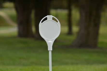 putting green flag with plains shield top